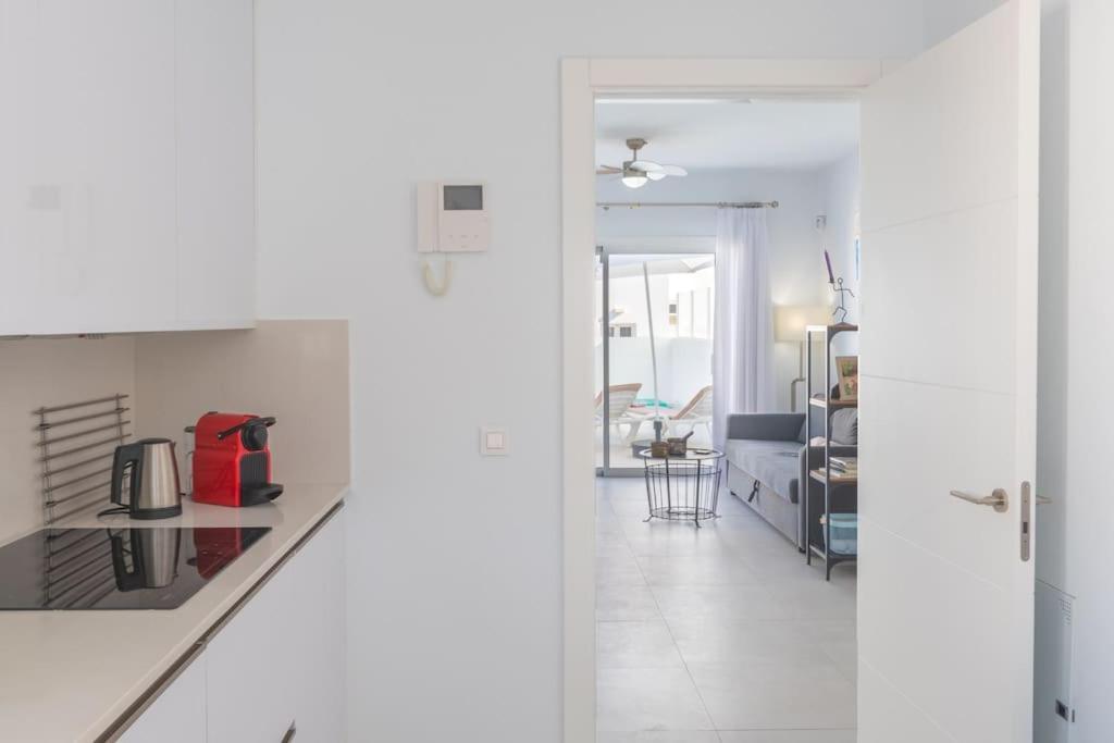 Casa Lolalo - Modern Villa With Pool, 15Min Walk To Marina Rubicon ปลายาบลังกา ภายนอก รูปภาพ