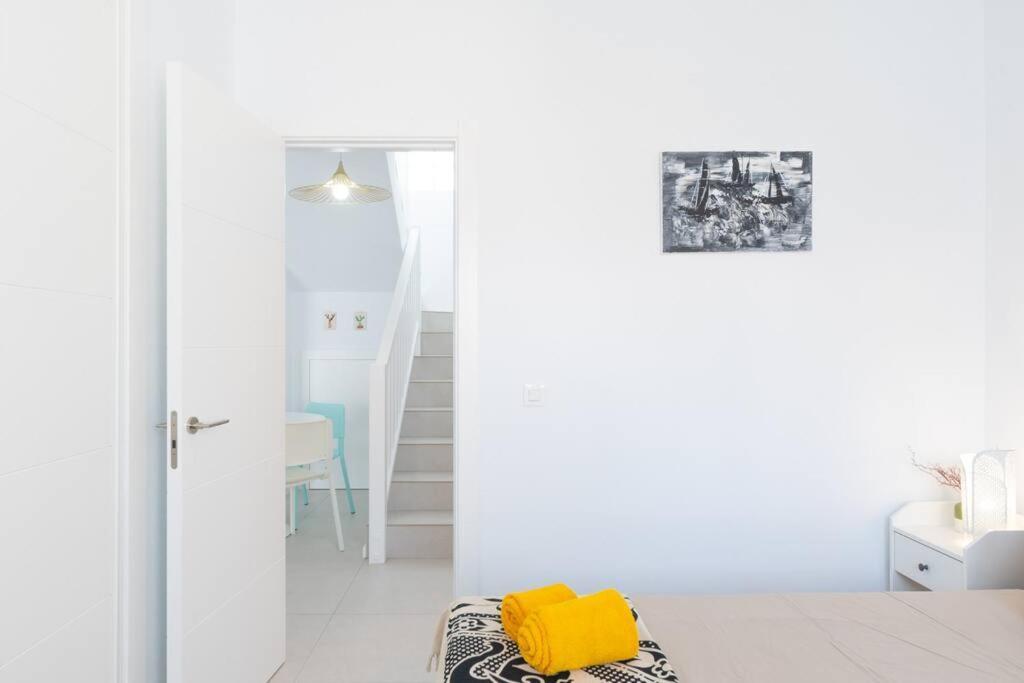 Casa Lolalo - Modern Villa With Pool, 15Min Walk To Marina Rubicon ปลายาบลังกา ภายนอก รูปภาพ