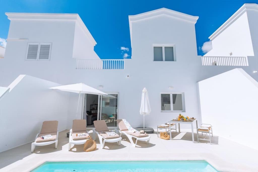 Casa Lolalo - Modern Villa With Pool, 15Min Walk To Marina Rubicon ปลายาบลังกา ภายนอก รูปภาพ
