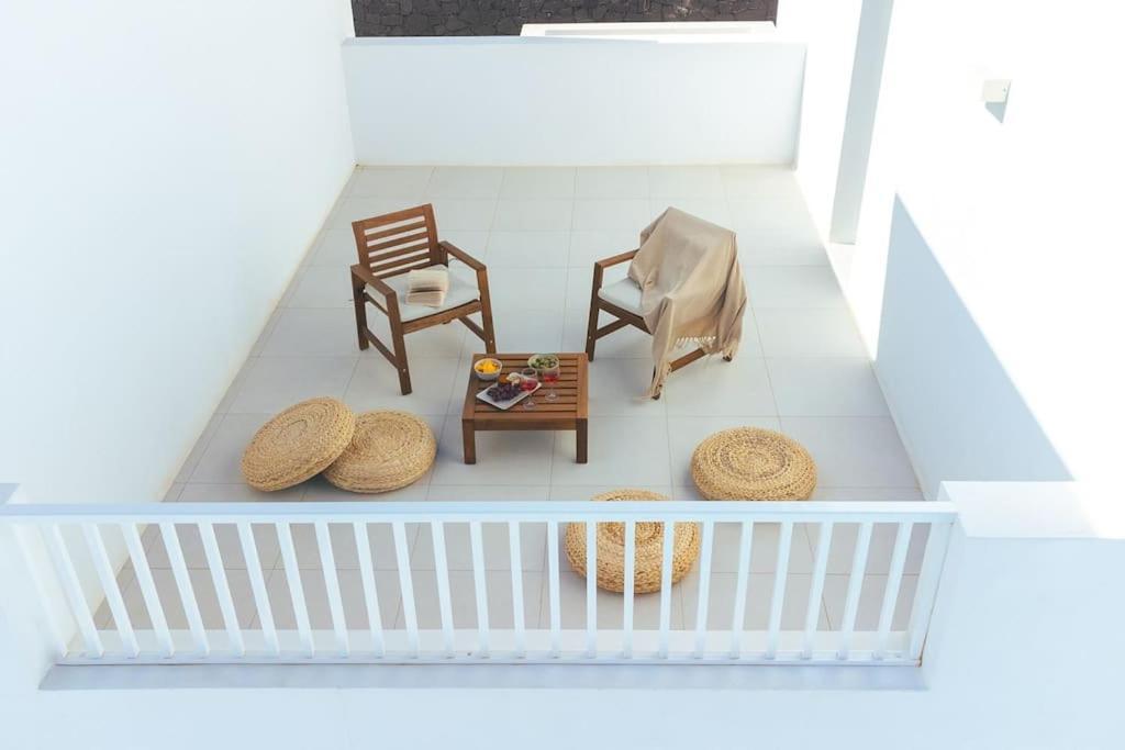 Casa Lolalo - Modern Villa With Pool, 15Min Walk To Marina Rubicon ปลายาบลังกา ภายนอก รูปภาพ
