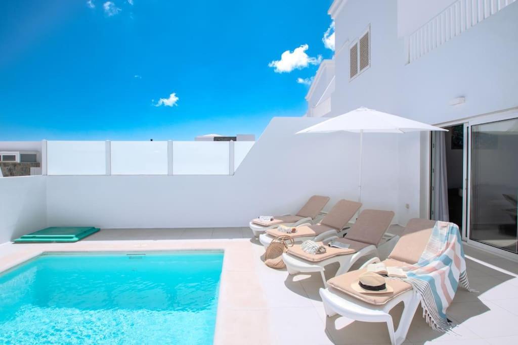 Casa Lolalo - Modern Villa With Pool, 15Min Walk To Marina Rubicon ปลายาบลังกา ภายนอก รูปภาพ
